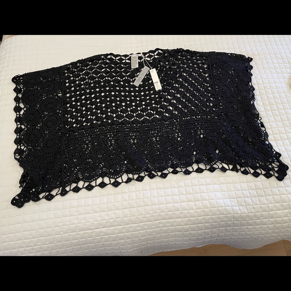 Chico’s knit crochet poncho